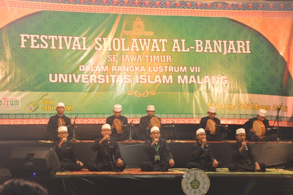 800 PESERTA IKUTI FESTIVAL SHOLAWAT AL-BANJARI DI UNISMA
