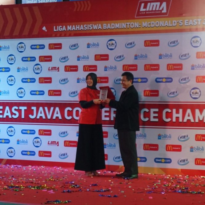 Penutupan Dan Penyerahan Penghargaan Pemenang LIMA Badminton2020