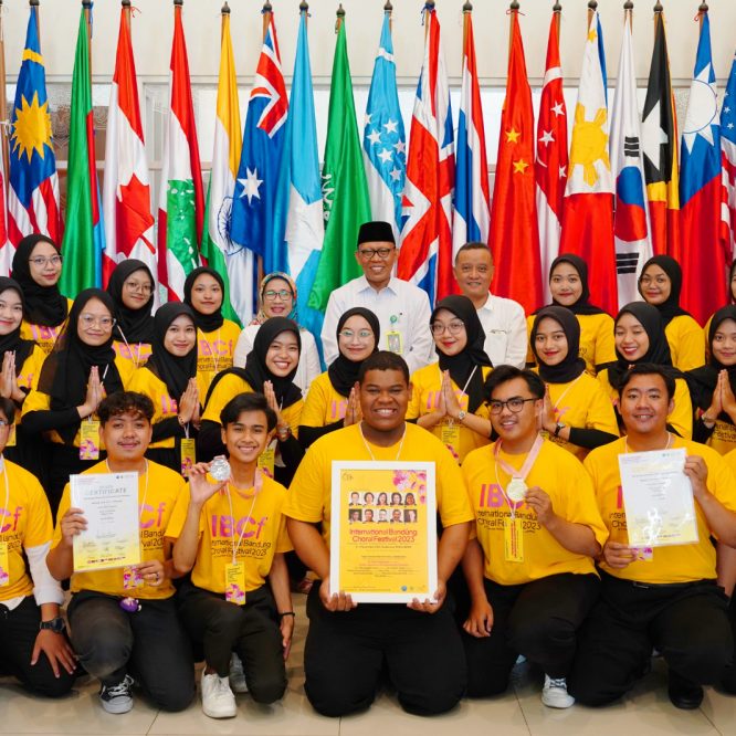 Paduan Suara Mahasiswa Bunga Almamater Unisma Sabet Dua Medali dalam Ajang Internasional