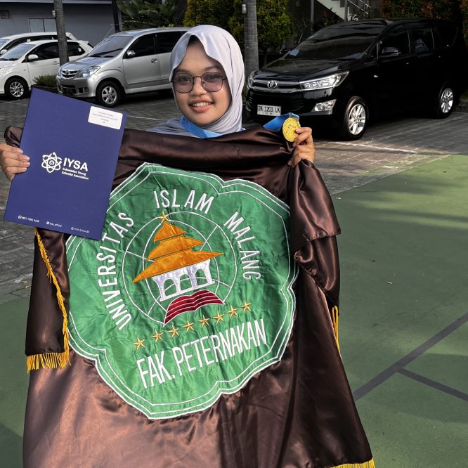 Dian Eka Darmayani Raih Dua Medali Emas di Kompetisi Internasional