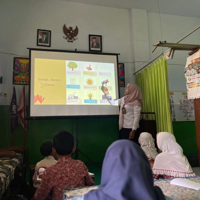Alumni Menginspirasi : Nurul Fidiyanti, Mengajar dengan Hati, Mengabdi untuk Negeri
