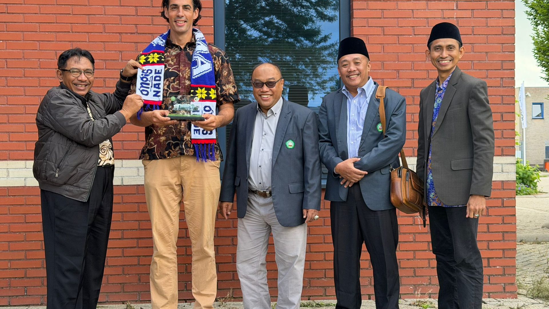 UNISMA Teken MoA dengan Wise Use dan Tauros Media di Belanda