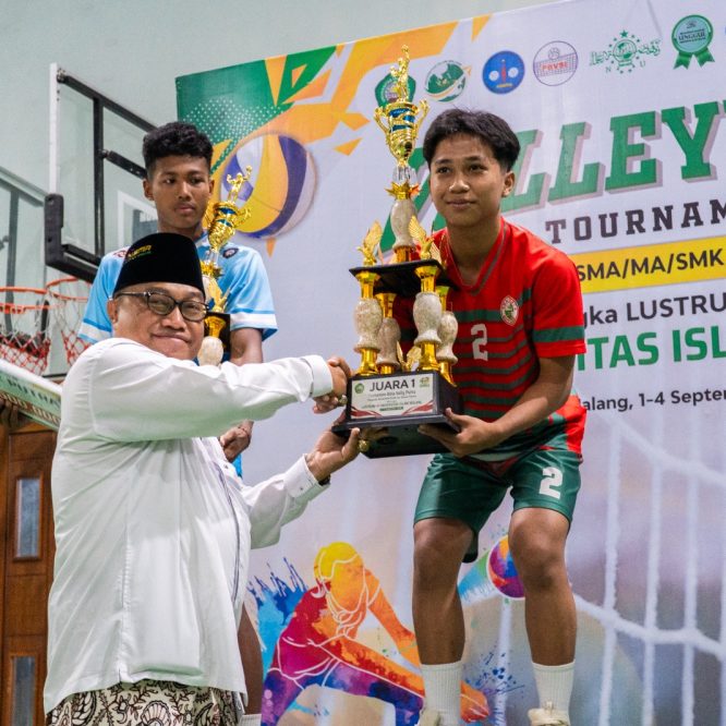 Lustrum IX UNISMA: SMAN 4 Blitar dan SMAN 3 Blitar Sabet Gelar Juara Turnamen Bola Voli SMA/MA/SMK se-Jawa Timur 2026